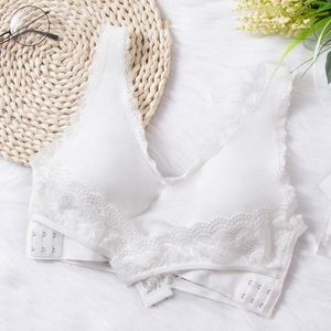 🎉3/$20 NWOT White Front Cross Lace Bralette L-XXXL